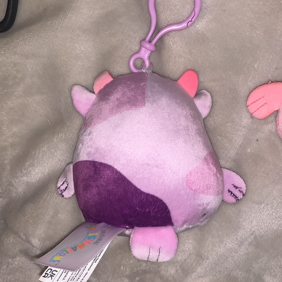 Stasia seacow squishmallow clip NWT - Picture 2 of 4